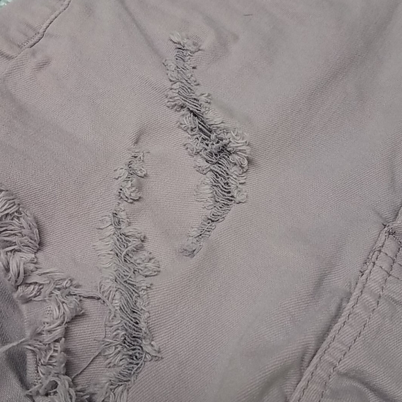 Jean shorts - Picture 2 of 4